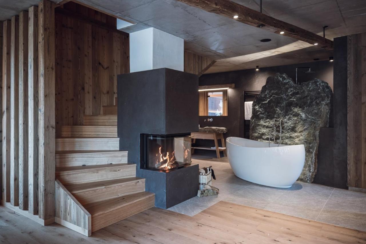 Amus Chalets Dolomites - Luxury Chalets South Tyrol อันแตร์แซลวา ดิ เมซโซ ภายนอก รูปภาพ